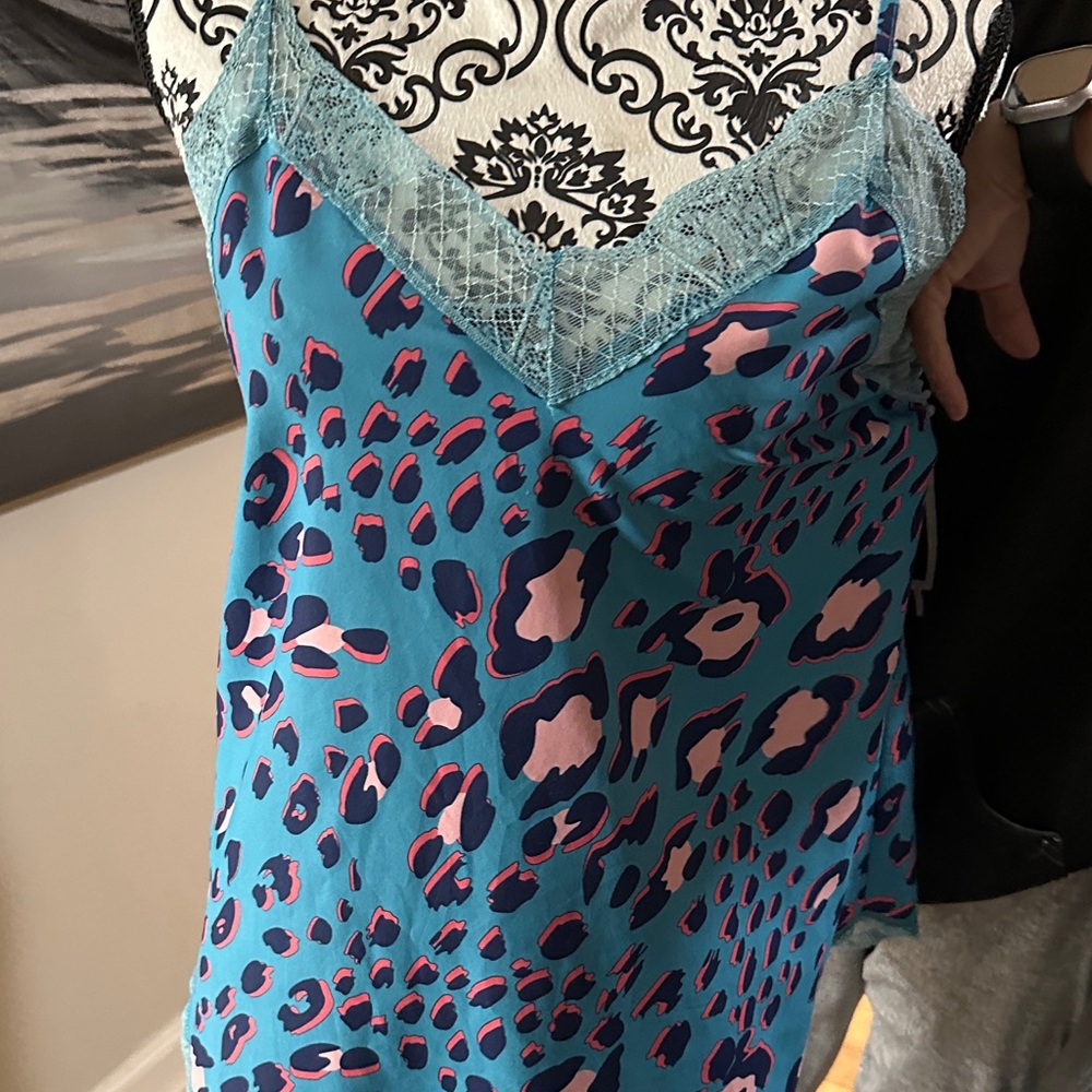 Stylish Blue Leopard Print Women's Top